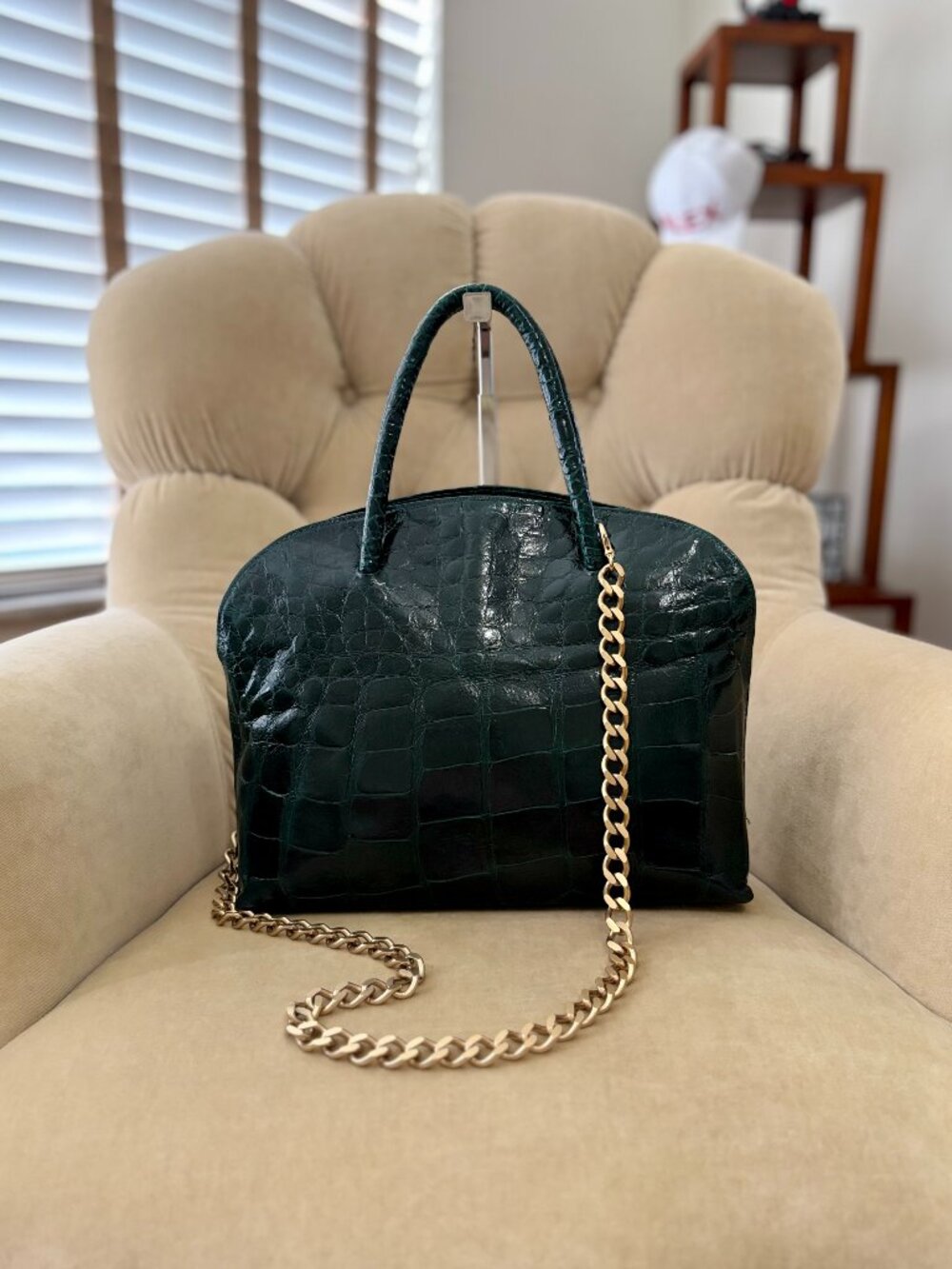 VTG Auth. TITTI DELL' ACQUA by MAXIMA Genuine Alligator Dome Satchel..GORGEOUS!